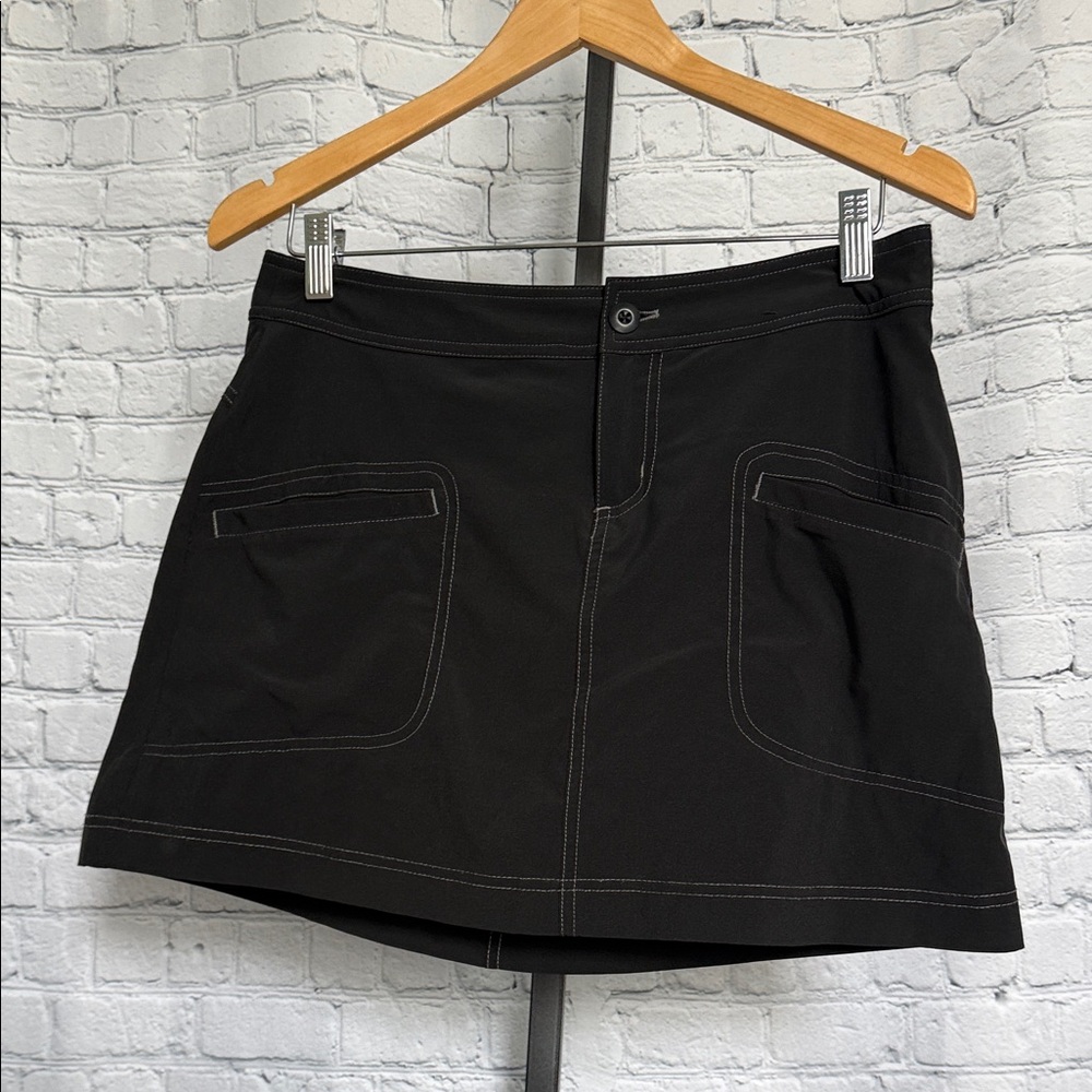 Prana Black Athletic Skirt with built in shorts and pockets. Size 6